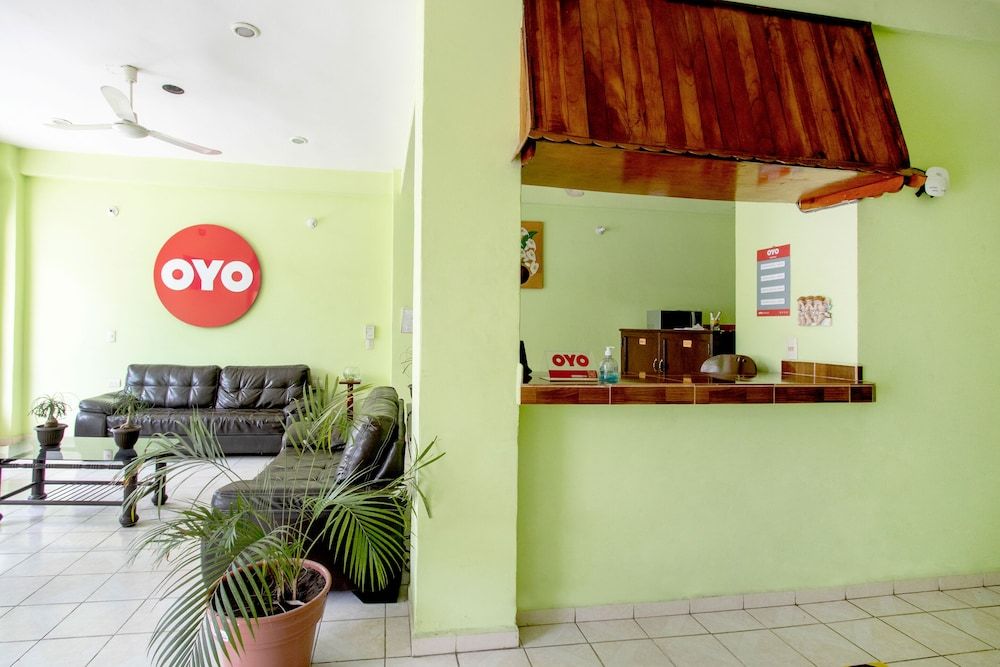 OYO Hotel Estacion,JosÔøΩ Cardel,Parque Central 2