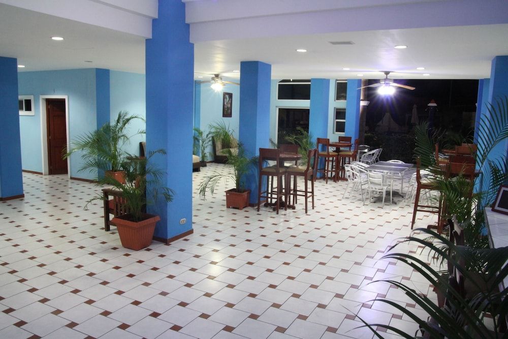 SABAS Beach Resort 2