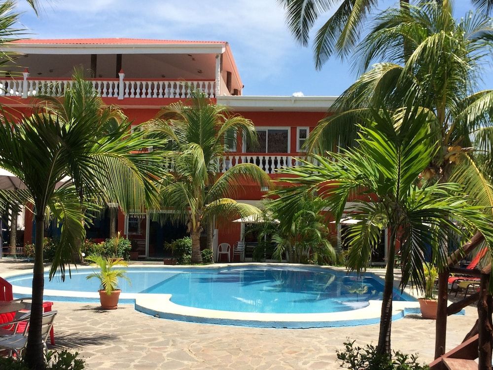 SABAS Beach Resort 4 stelle a La Libertad