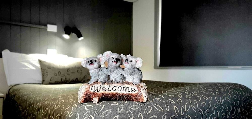 Young Goldrush Motel -1 estrelas em Young