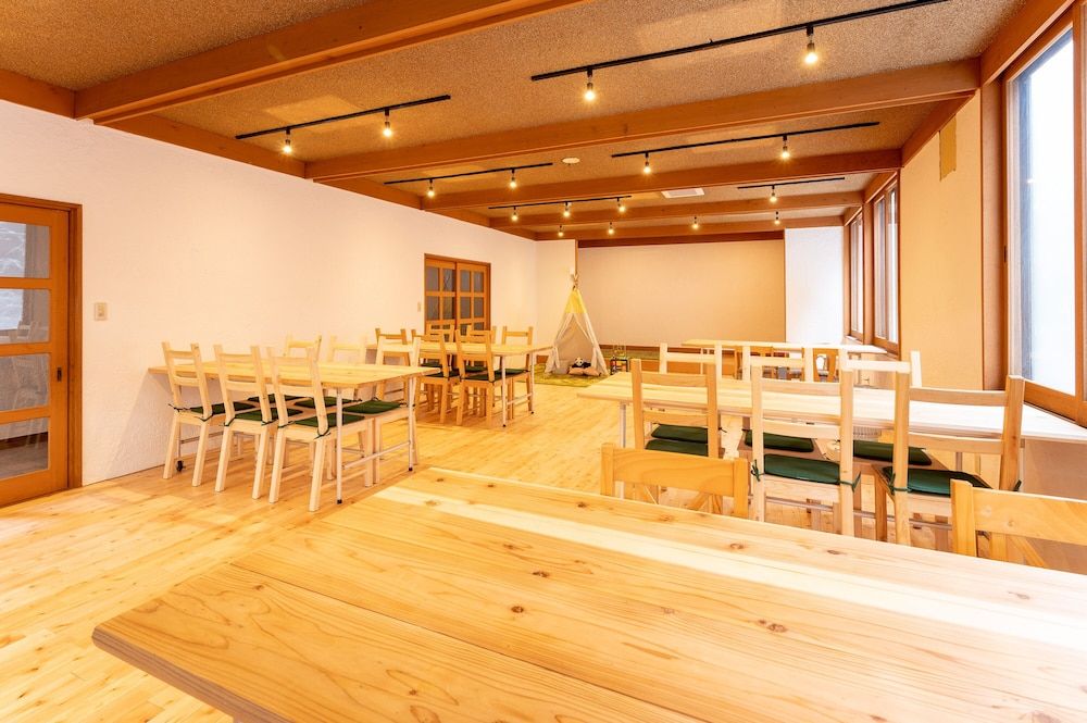 Mountain Lodge at 1,400m Hütte Jil Shirakabako 2