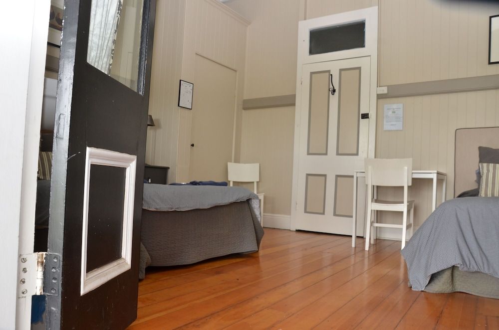 Royal Hotel Gatton 3