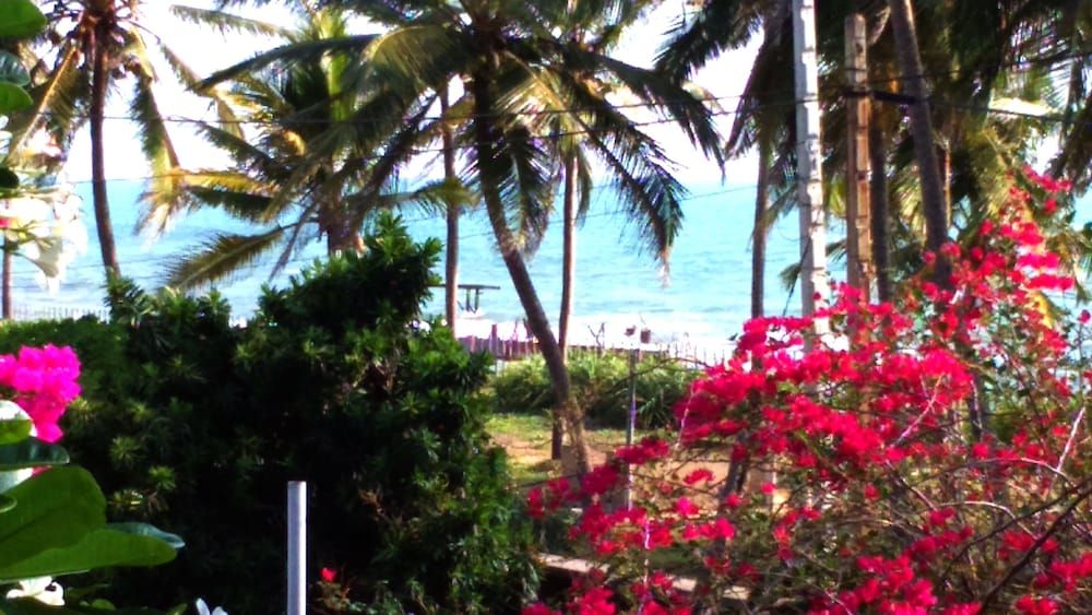 Sri Beach Bungalows and Villa -1 estrellas en Marawila