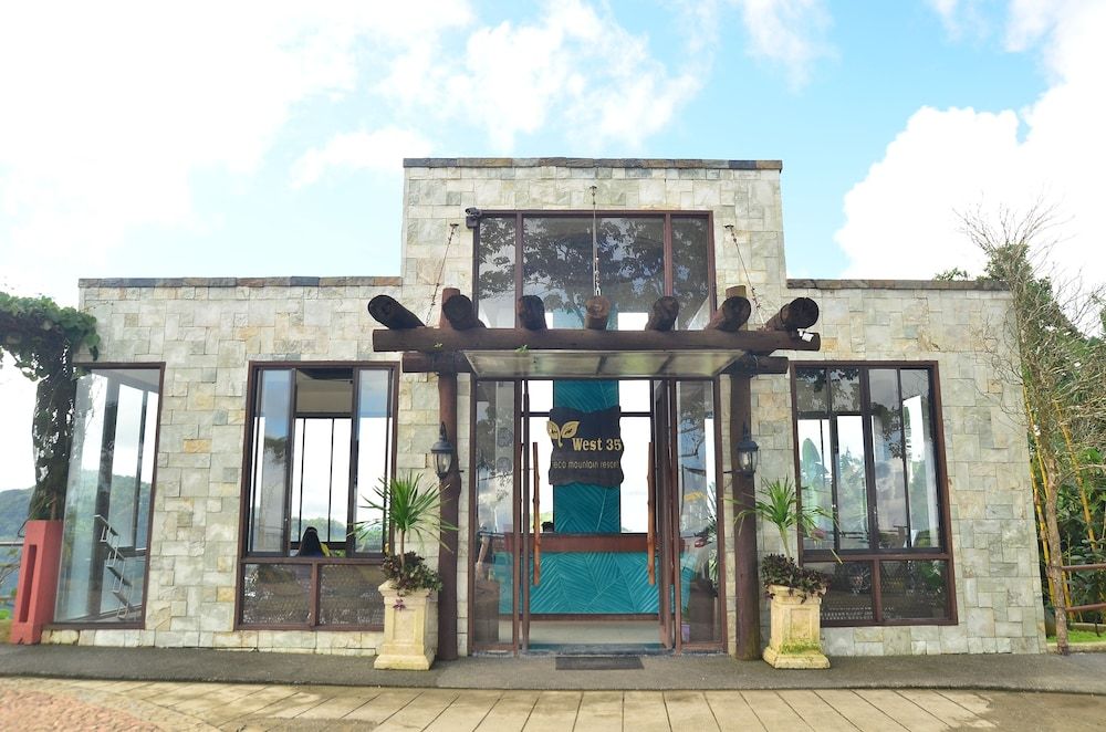 West 35 Eco Mountain Resort -1 estrelas em Balamban