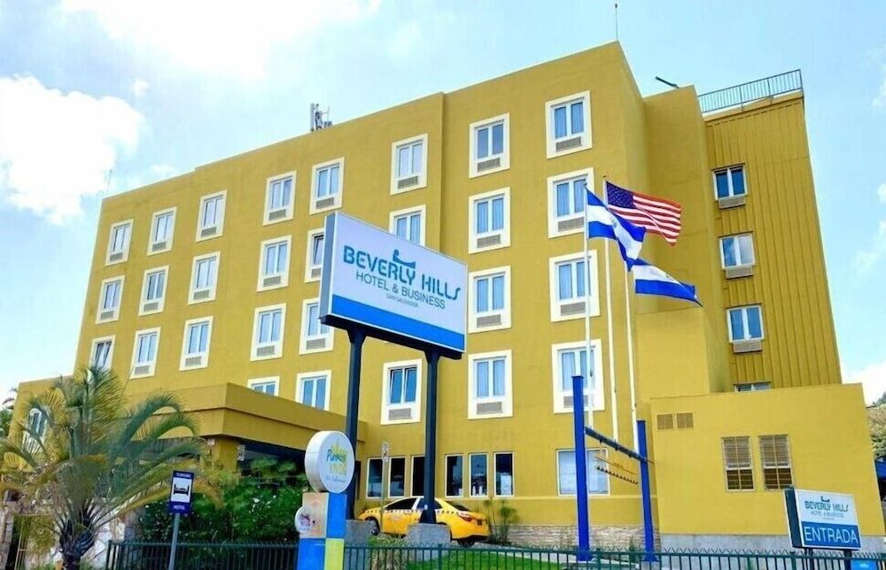 Beverly Hills: Hotel & Business 3 estrellas en San Salvador