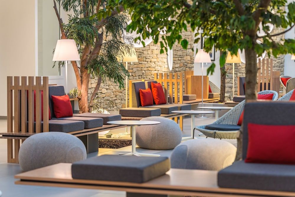 Eau Thermale Avene L'hotel 3