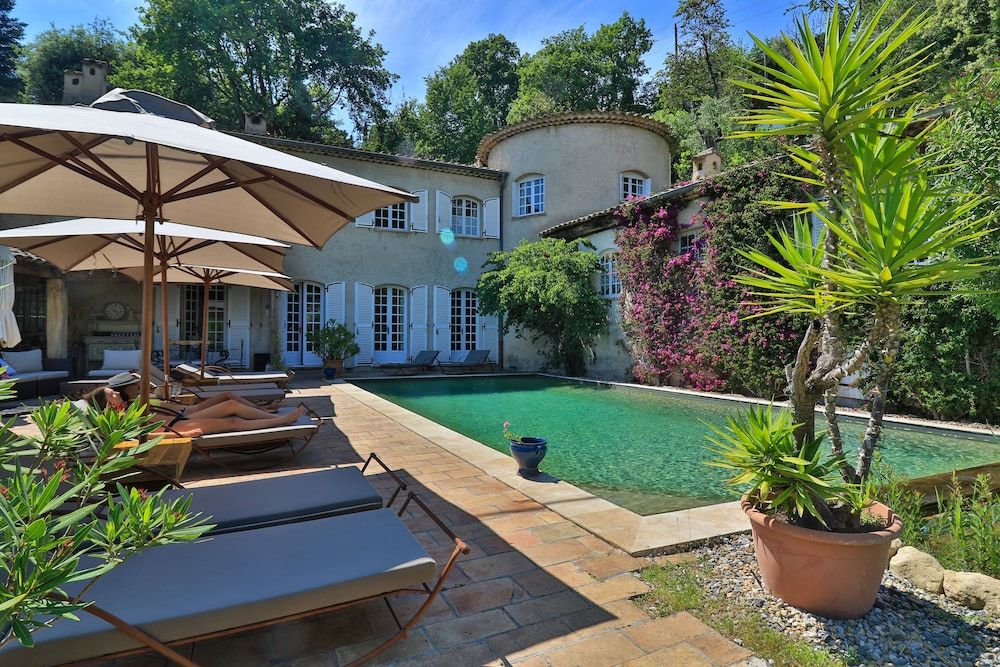 Le Mazet de Tourrettes -1 estrelas em Tourrettes-sur-Loup