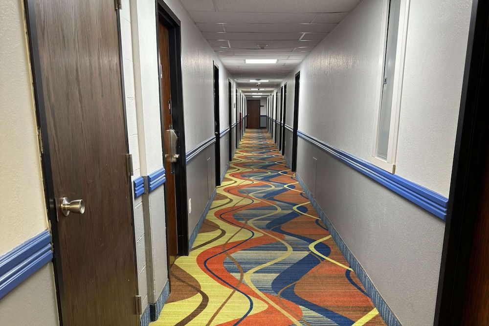 Econo Lodge Waite Park - St. Cloud 2