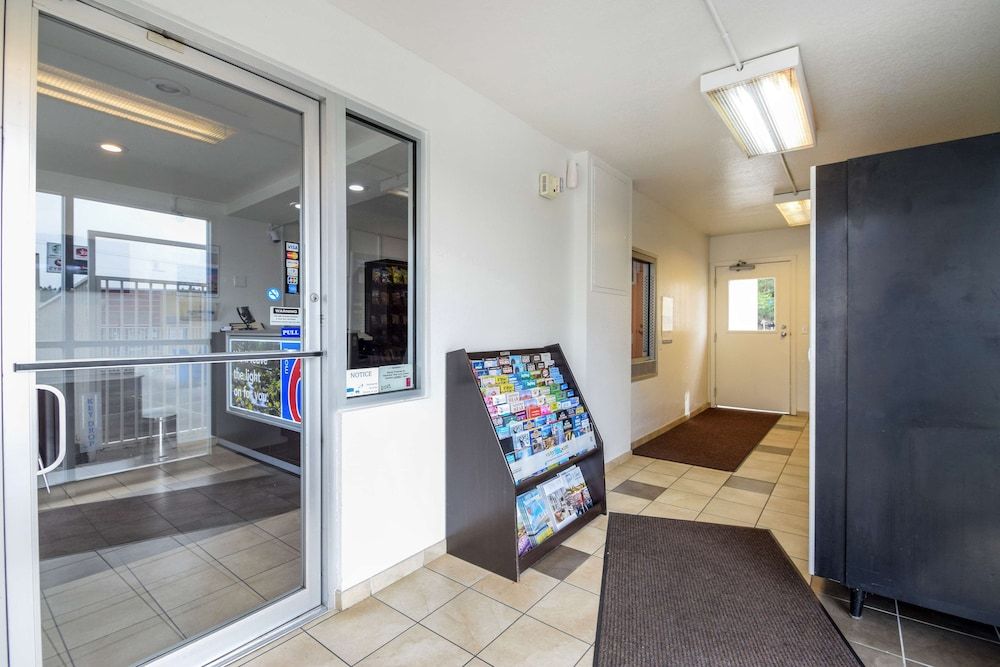 Motel 6 Kelso - Mt. St. Helens 3