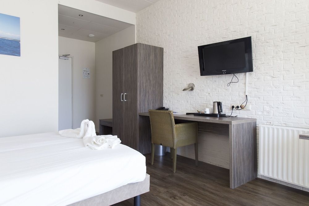 Strandhotel Vigilante 2