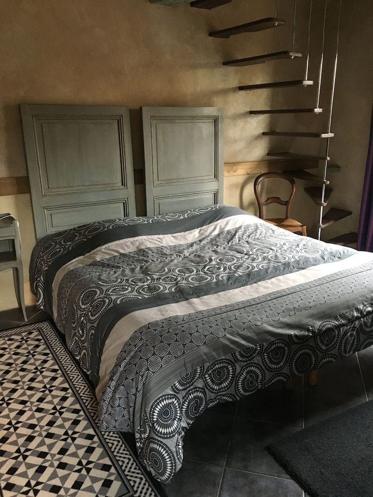 La Malcotais -1 estrelas em Noyal-Châtillon-sur-Seich