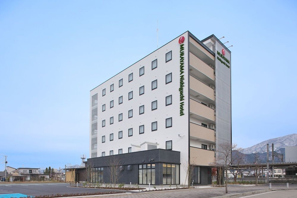 Murayama West Entrance Hotel -1 estrelas em Murayama