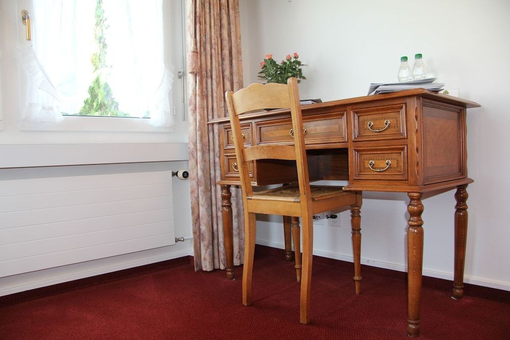 Hotel und Spezialitätenrestaurant zur Linde 3