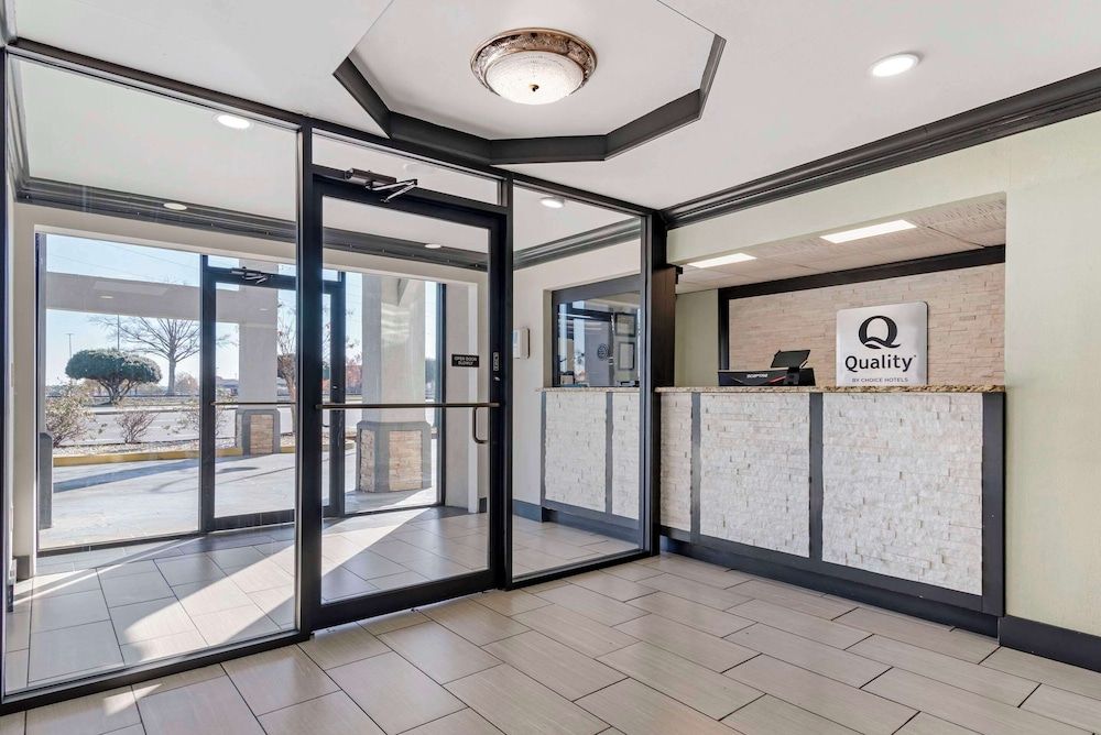 Quality Inn & Suites Morrow Atlanta South 3