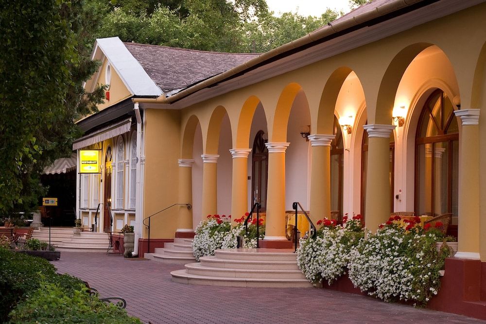 Geréby Kúria Hotel és Lovasudvar 3 estrelas em Lajosmizse