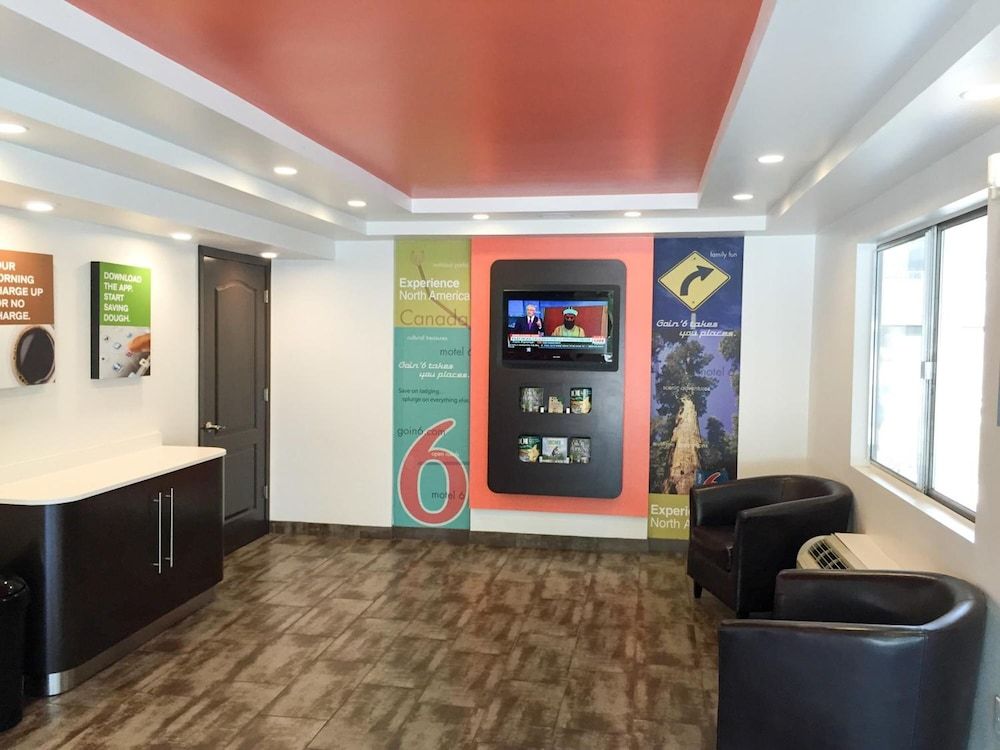 Motel 6 Oroville, CA 3