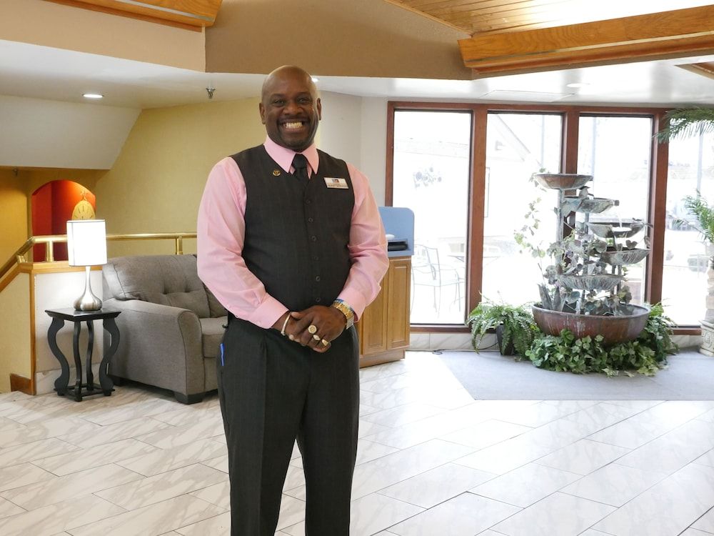 Inn at Grand Glaize 2