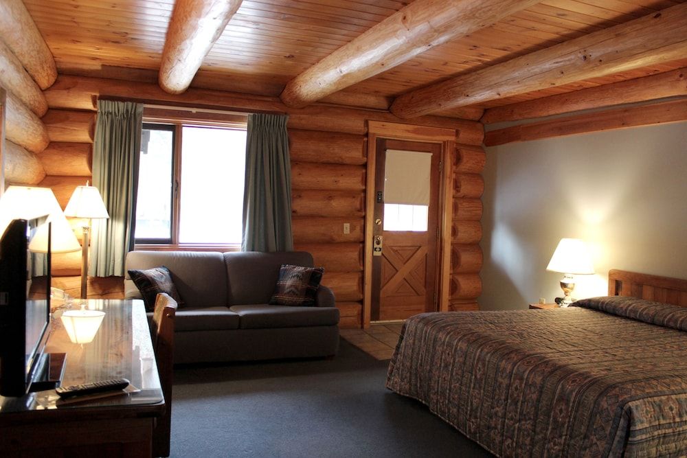 Nootka Lodge 3