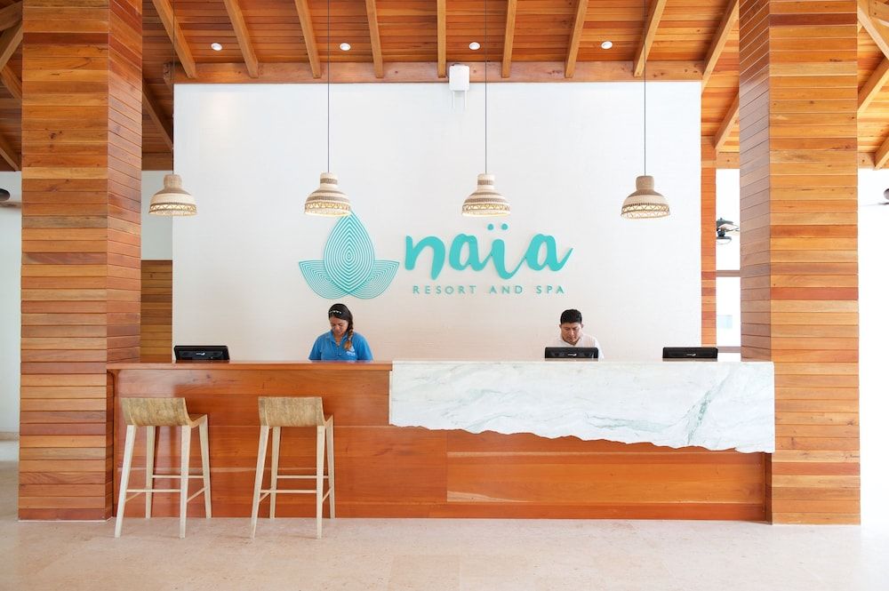 Naïa Resort and Spa 3