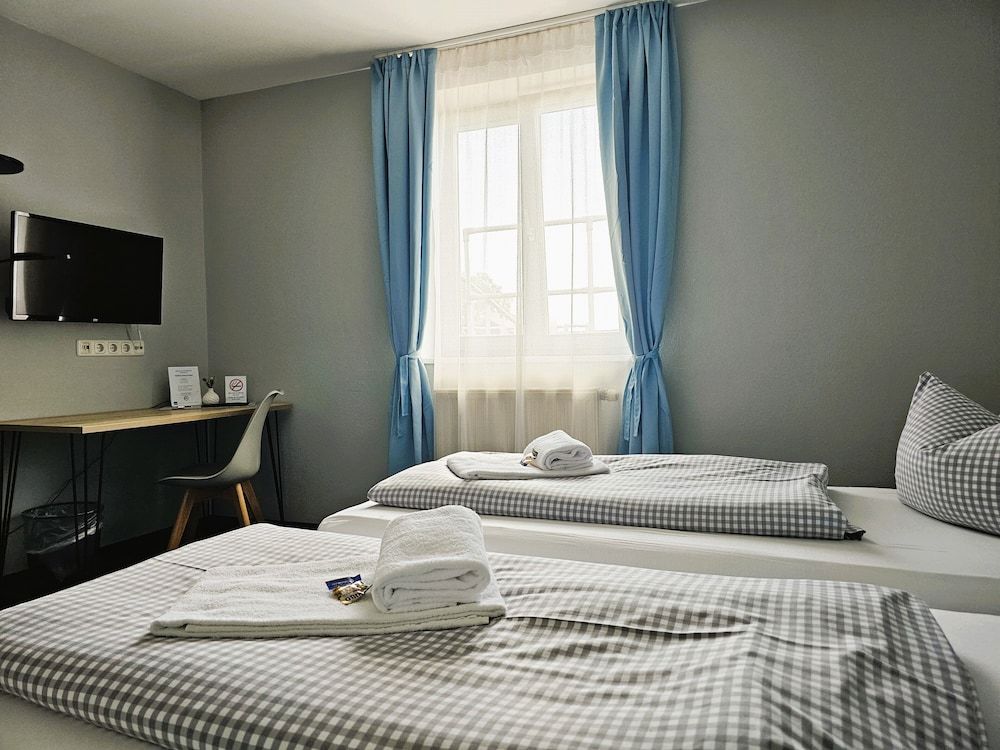 ARRIVEL Pension Pliening - bisher Novitel 3