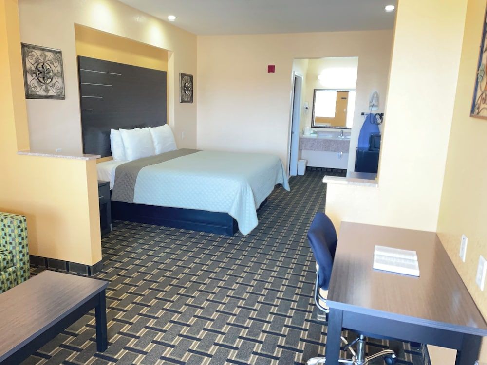 Homegate Inn and Suites 3