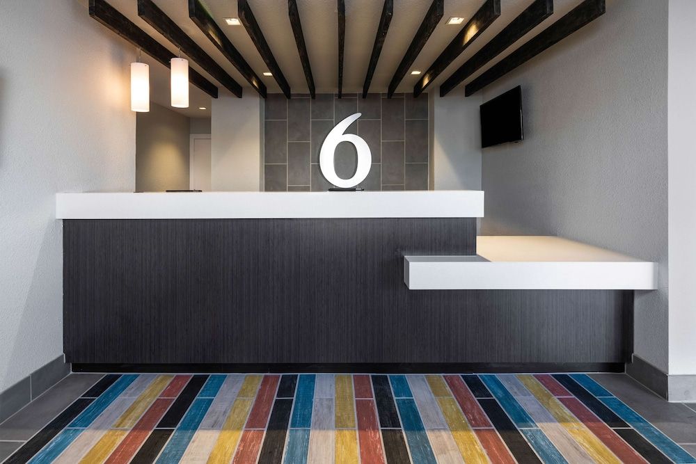 Motel 6 Fontana, CA 3