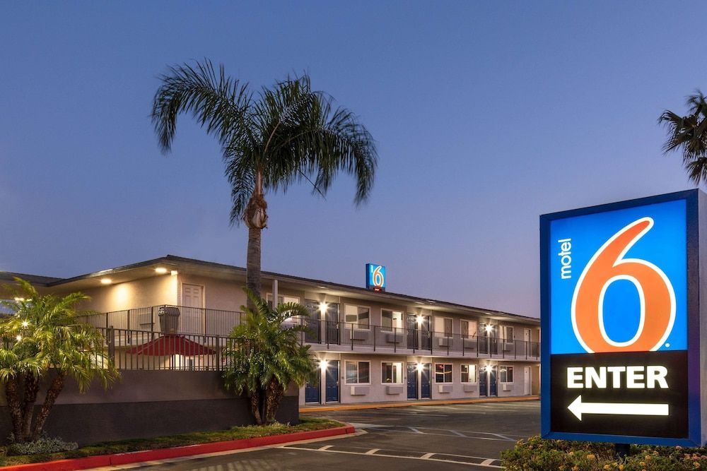 Motel 6 Fontana, CA 2 étoiles à Fontana