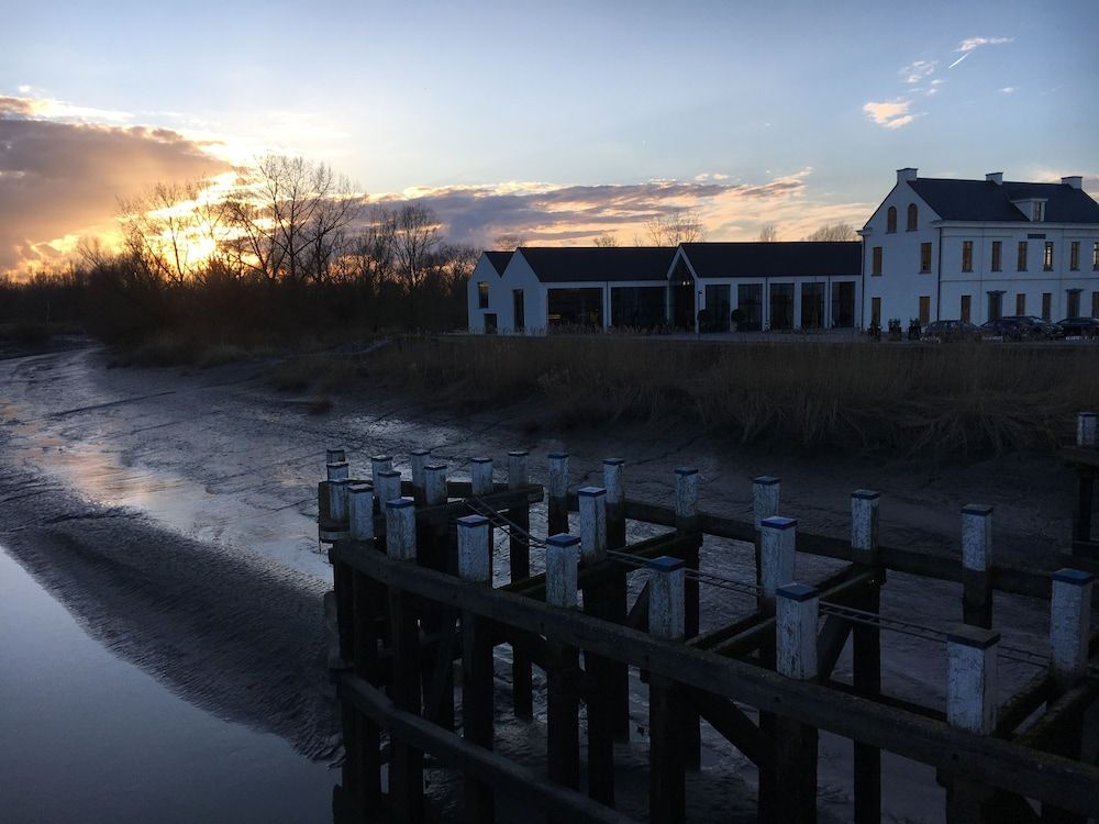 De Koolputten -1 estrelas em Waasmunster