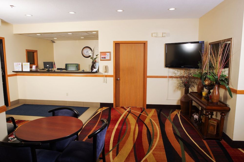 Dutch Inn and Suites 2