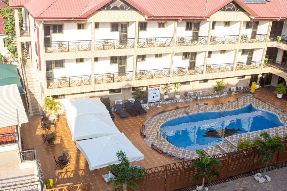 Lou Ralph Hotel 1