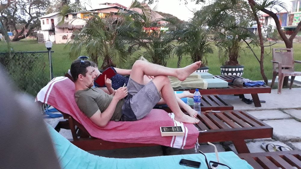 Traveller's Home Hotel 2 estrelas em Tissamaharama