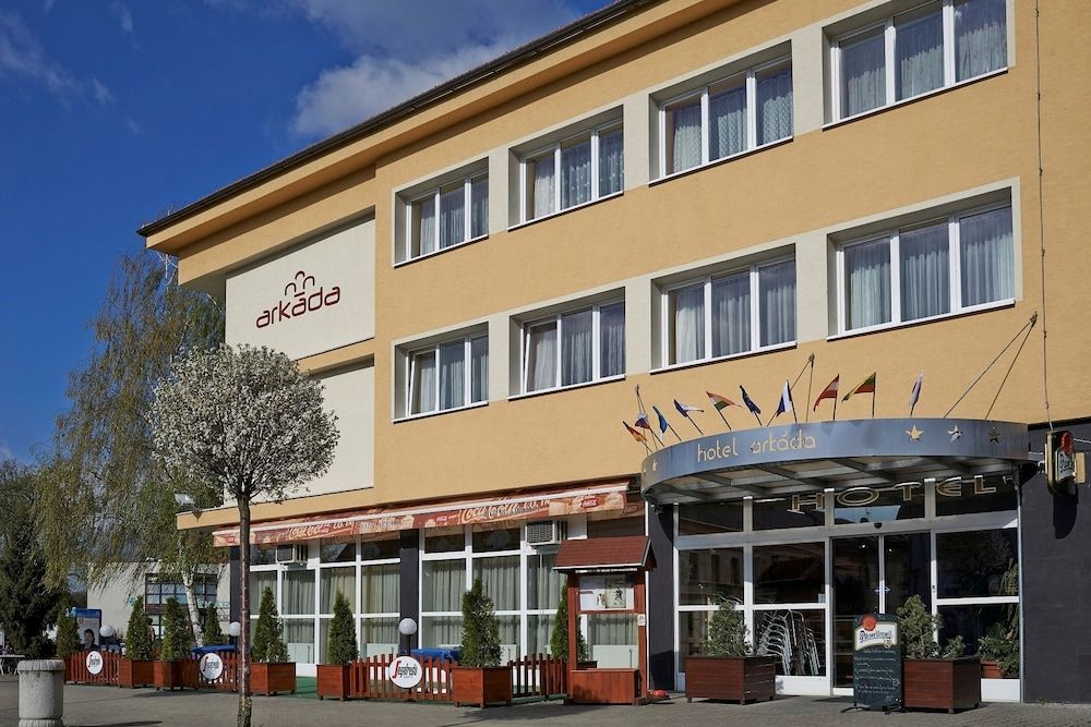 Hotel Arkáda 3 estrelas em Bučovice