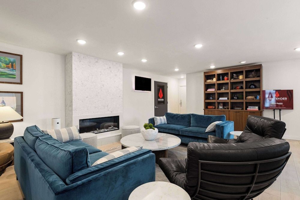 Hotel Manteo Trademark Collection by Wyndham 3