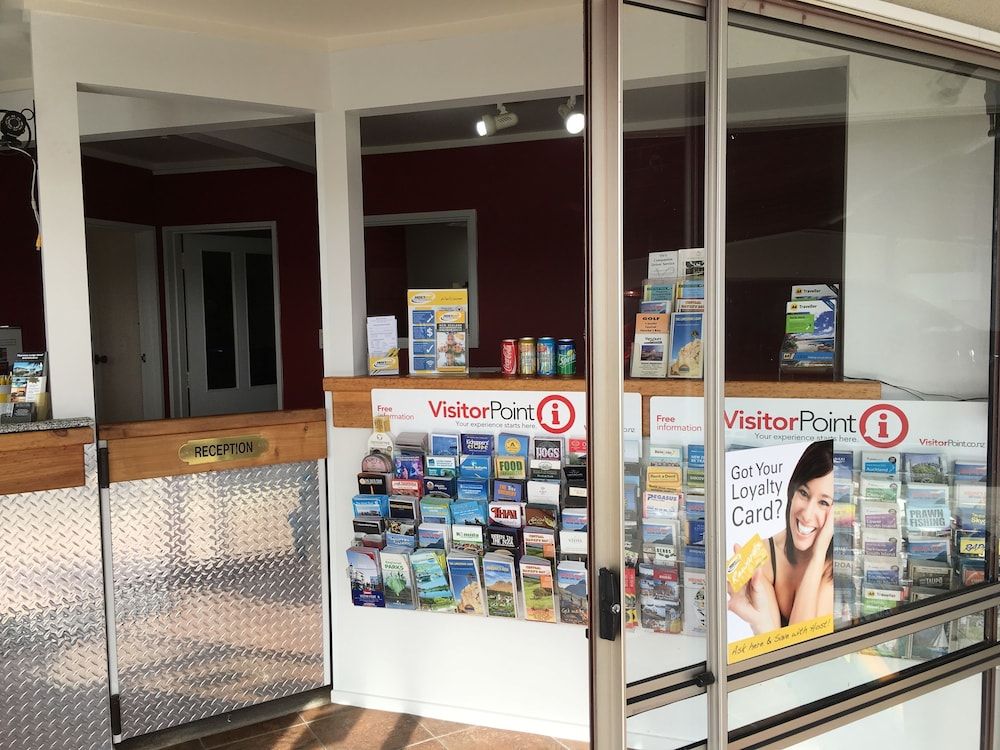 Thornton Lodge Motel 3