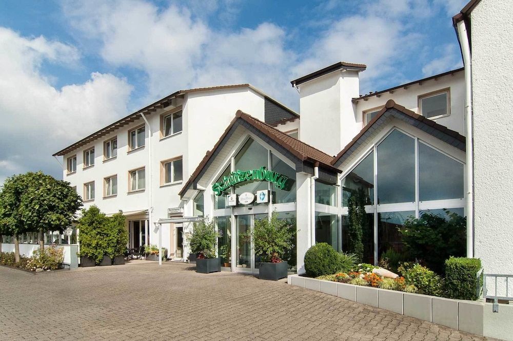 Hotel Schützenburg 3 estrelas em Burscheid