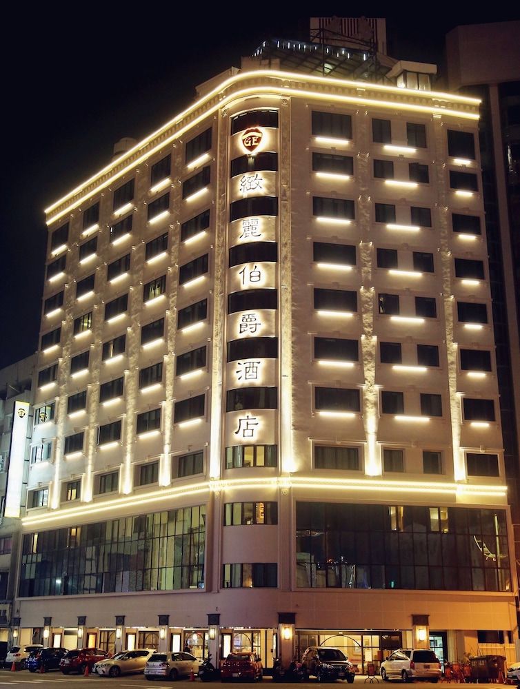 Grand Earl Hotel 3 estrelas em Douliu