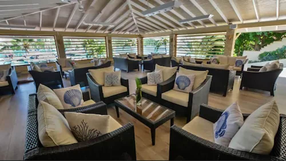 Secret Harbour Boutique Hotel and Marina 2