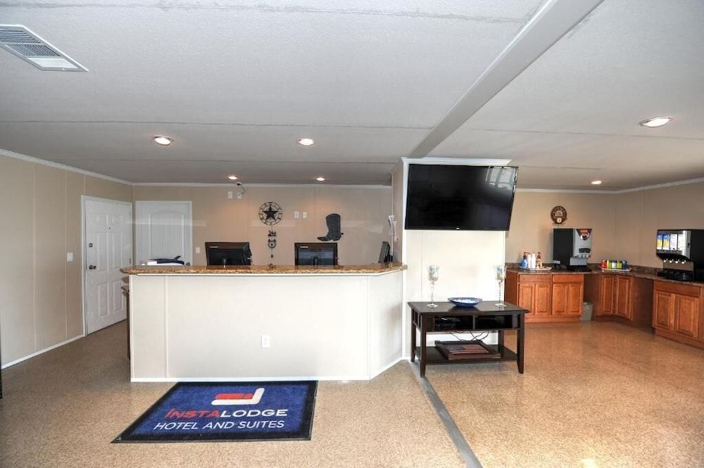 Instalodge Hotel And Suites 3 étoiles à Karnes City
