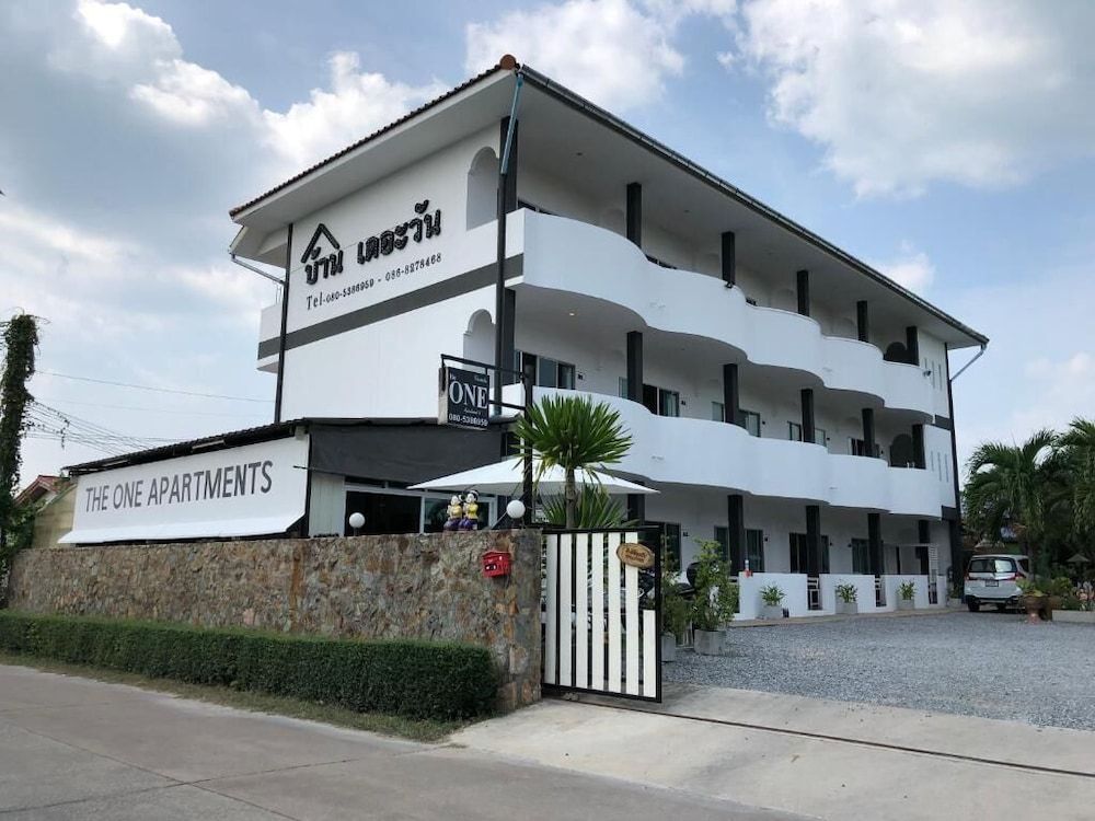 RoomQuest One Bangsaray -1 étoiles à Bang Sare