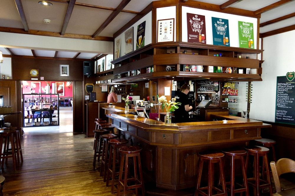 Hotel and Restaurant van Saaze 2