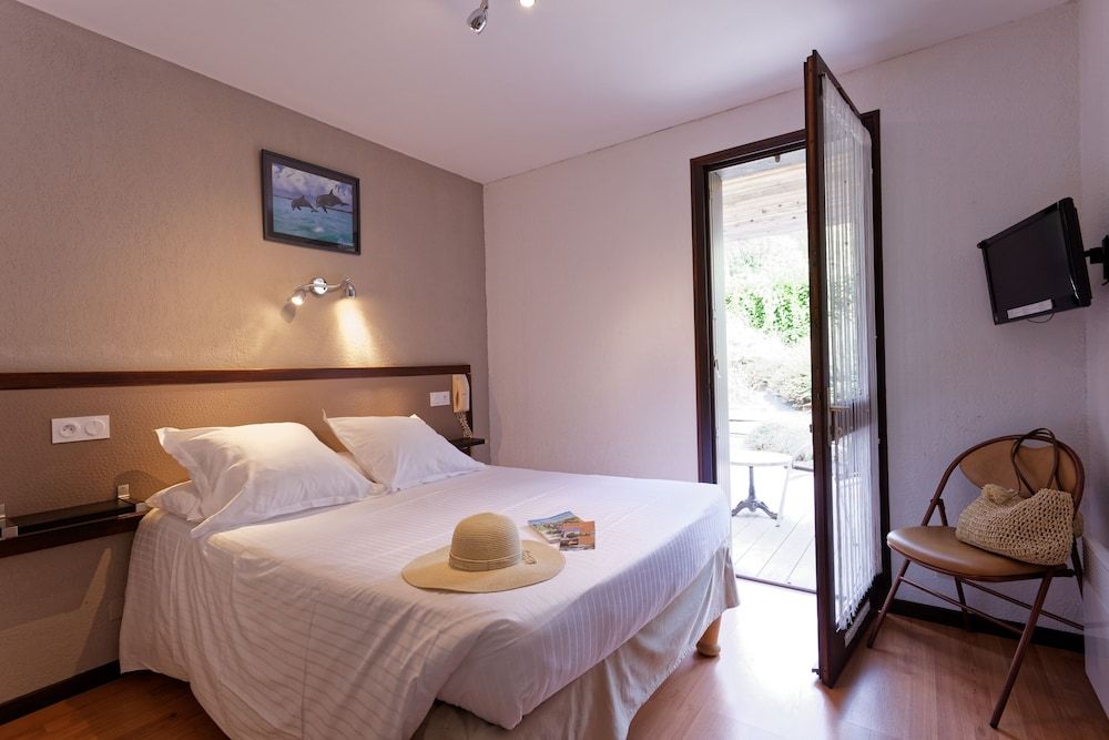 Hôtel Les Gabarres 3 estrelas em Tour-de-Faure