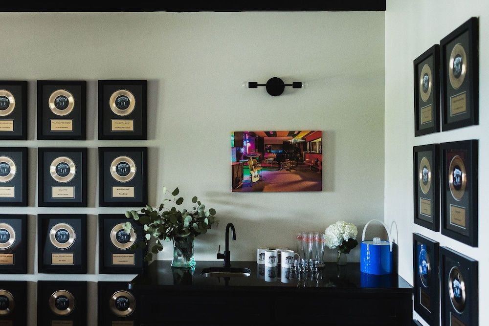 GunRunner Boutique Hotel 3