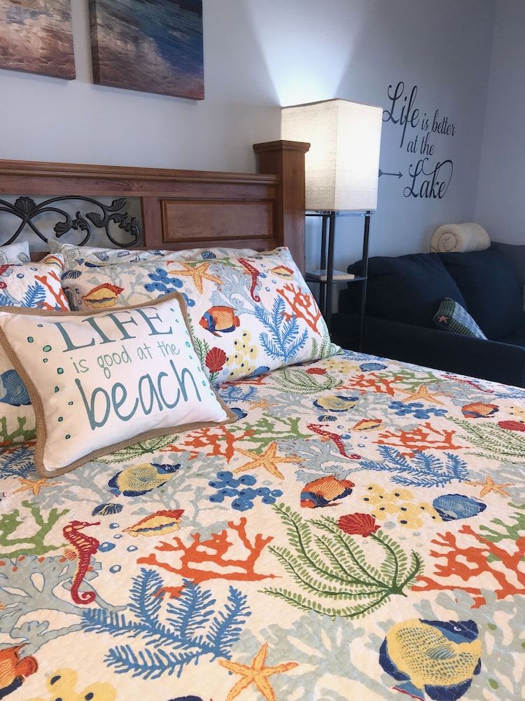 Torch Lake Bed & Breakfast 2