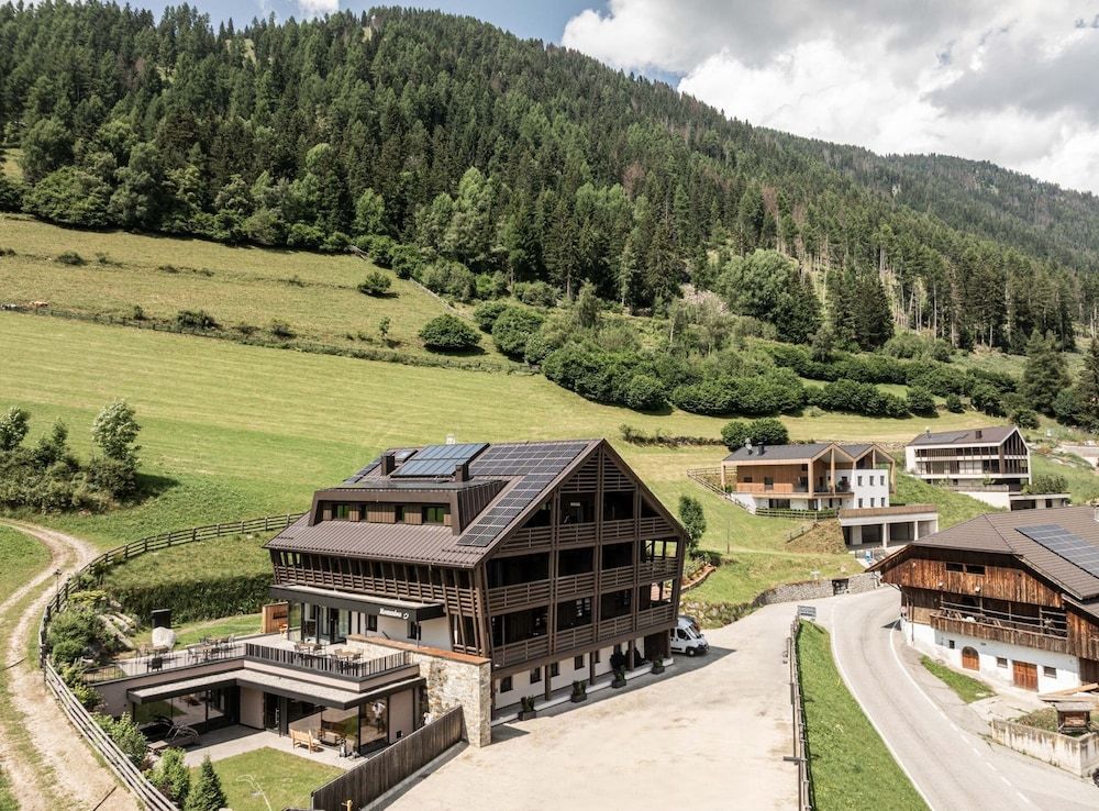 Hotel Rommisa 3 estrelas em Perca