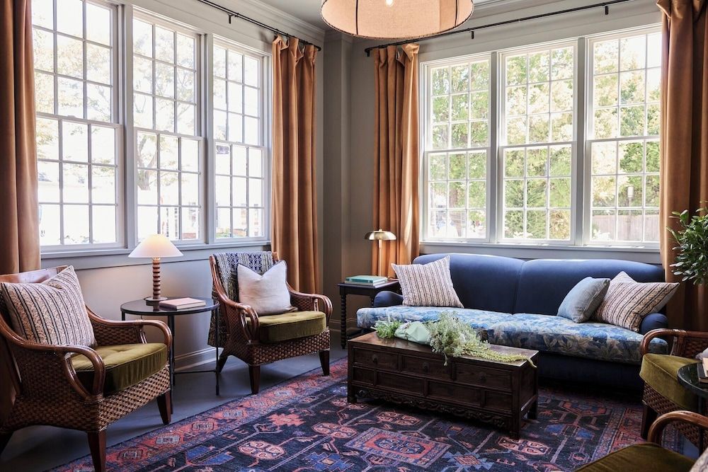 The Harbor Front Inn 3