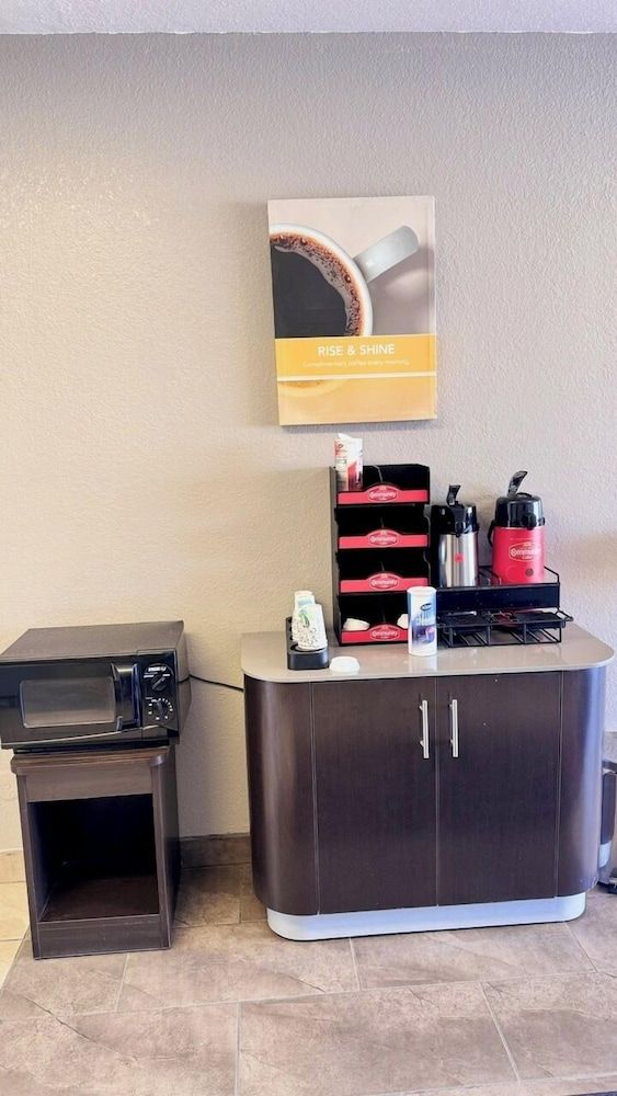 Motel 6 Grants, NM 3