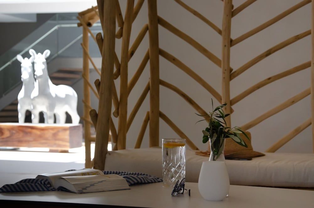 Robinson Ierapetra 2