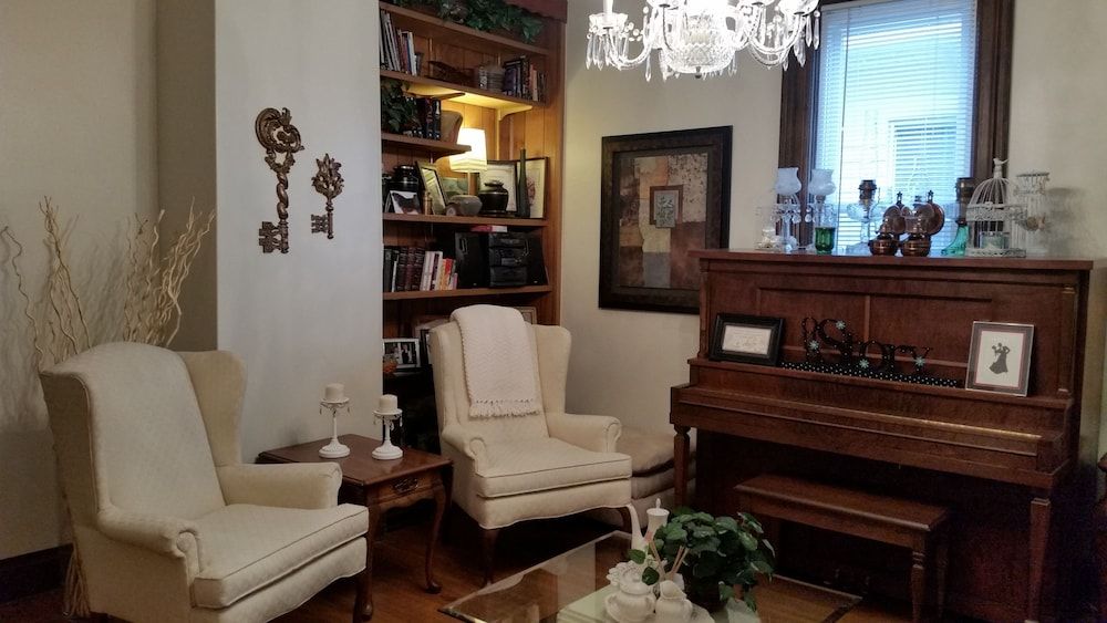 Carraway Guest House 2