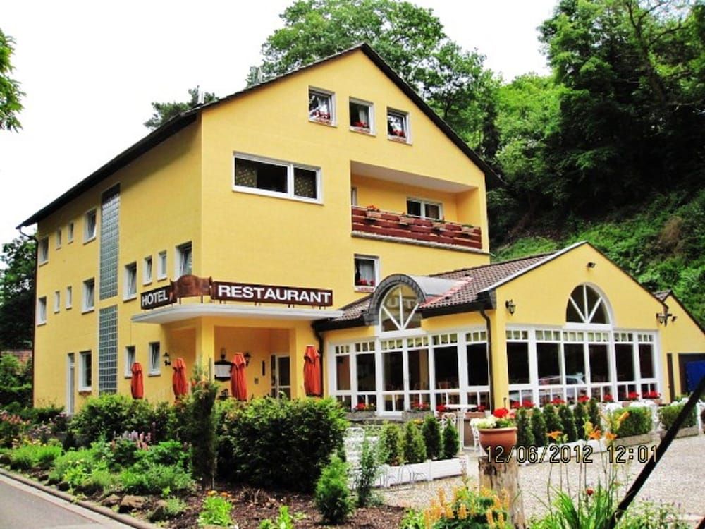 Hotel GoldbÔøΩchel 3 estrelas em Wachenheim an der Weinstraße