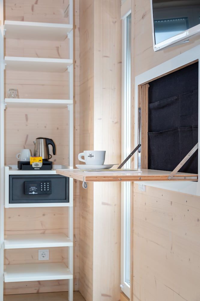 Schlafzimmer - self Check-in 2